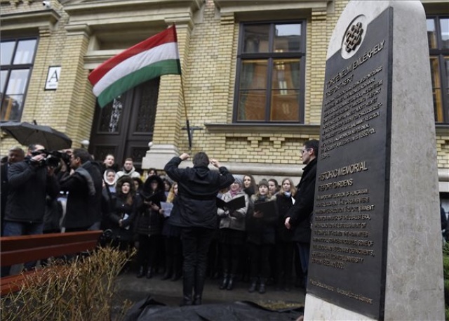 Történelmi emlékhellyé avatták a budapesti Trefort-kertet