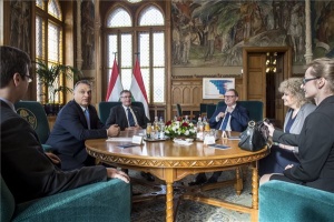 Orbán Viktor európai törvényhozási vezetőkkel tárgyalt