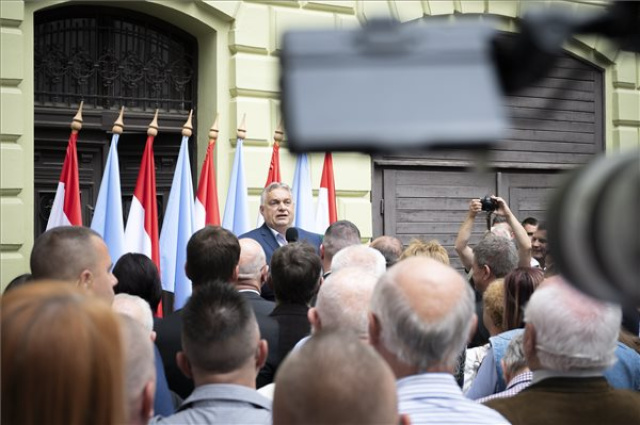 Voks 24 - Orbán Viktor országjáró kampánykörútja