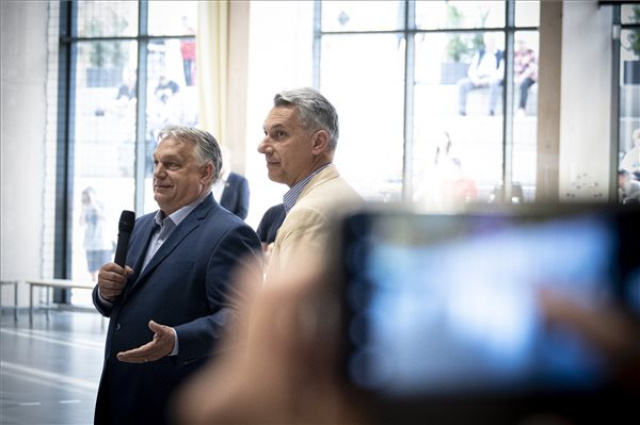 Voks 24 - Orbán Viktor Mezőhegyesen