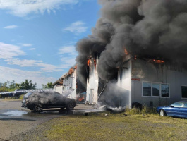 Műszakivizsga-állomás égett Ajakon