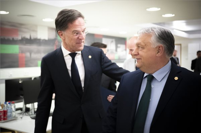 Orbán Viktor Mark Ruttével tárgyalt