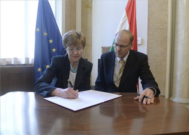 Együttműködési megállapodás a Kúria és nyolc egyetem doktori iskolái között