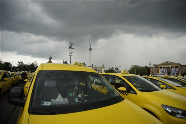  Taxis demonstráció Budapesten