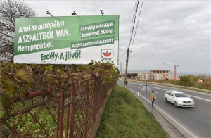 Az RMDSZ választási óriásplakátjai Kolozsváron 