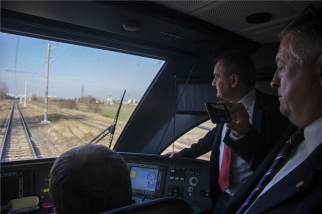 Befejeződött a Szombathely-Zalaszentiván vasútvonal korszerűsítése