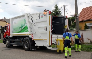 Elektromos kukásautót tesztel a miskolci hulladékkezelő tár