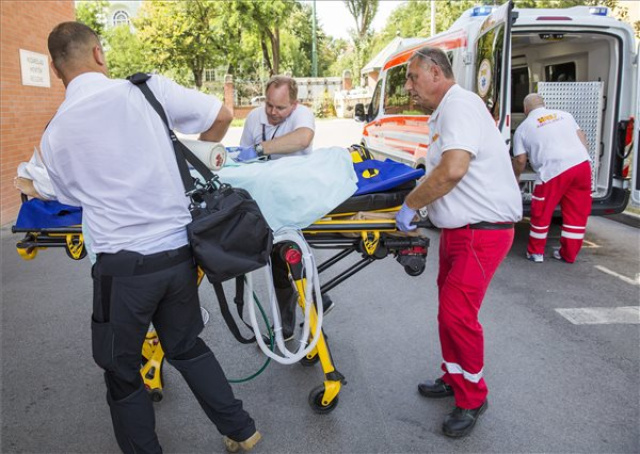 Hazaszállították a Bulgáriában autóbalesetben megsérült nőt
