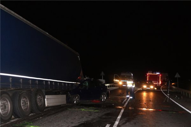 Többen meghaltak egy balesetben Miskolc határában