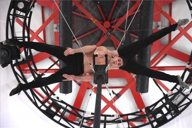Cirkuszfesztivál - Kínai rúdszámot mutatnak be a magyar versenyzők