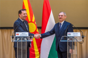 Illegális bevándorlás - Rendőri együttműködésről írt alá megállapodást a magyar és a macedón belügyminiszter