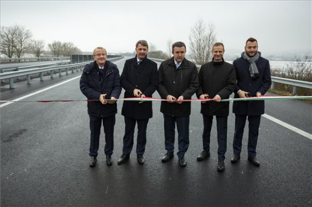 Átadták az M70 autópálya Letenye és Tornyiszentmiklós közötti szakaszát