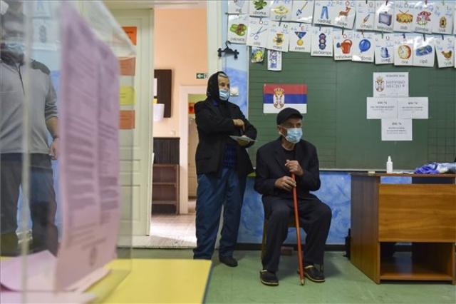 Szerbiai választások - Megkezdődött a szavazás