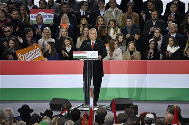 Október 23. - Megemlékezés az Erzsébet téren - Orbán Viktor miniszterelnök ünnepi beszéde