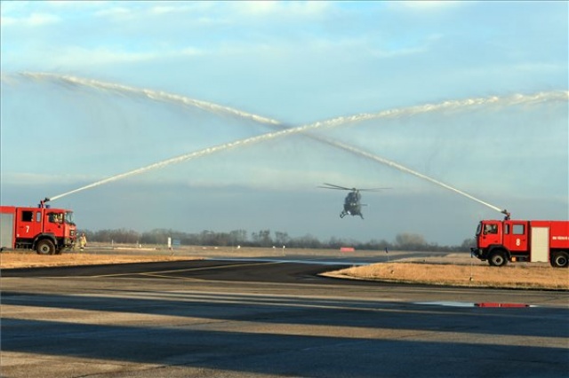 Megérkezett az utolsó H145M típusú helikopter is Szolnokra