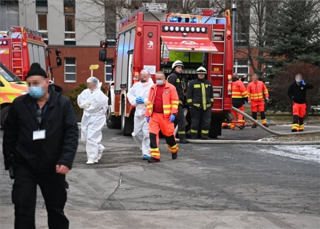 Tűz ütött ki a budapesti Szent Imre kórházban