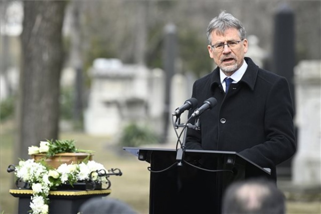 Eltemették Schöpflin György volt EP-képviselőt, egyetemi tanárt