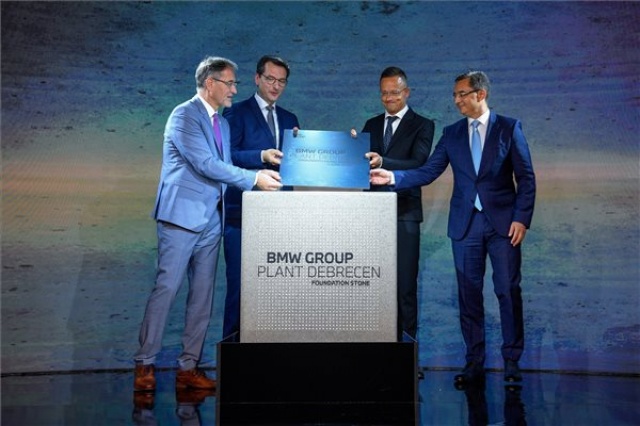 A BMW Group debreceni gyárának alapkőletétele