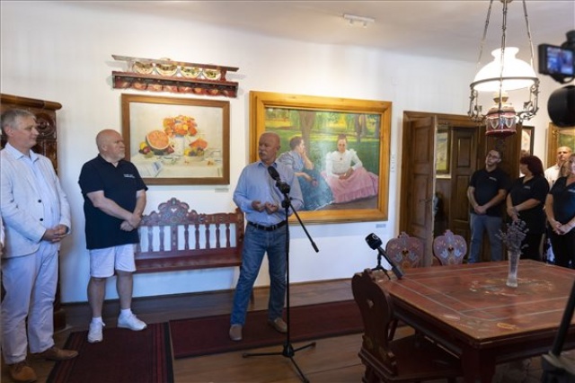 Megnyitották a felújított Kunffy-emlékmúzeumot