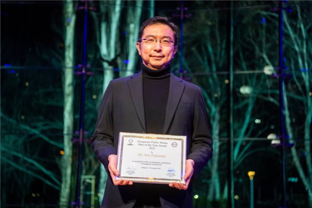 Fudzsimoto Szú japán építésznek átadták a Közmédia Év Embere 2022 Díjat