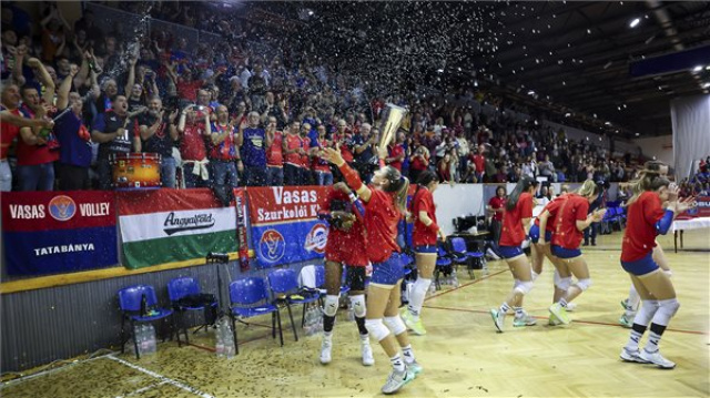Női röplabda Extraliga - Sorozatban harmadszor, ezúttal veretlenül bajnok a Vasas