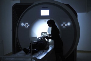Új MRI-készülék segíti a magyar agykutatást
