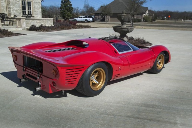 Ferrari 330 P4 replika