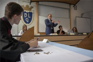 Perszimulációt tartott diákokkal a Kúria elnöke Nagykanizsán