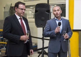 Átadták a kerámiatermékeket gyártó veszprémi Bakony Csoport 700 milliós fejlesztését