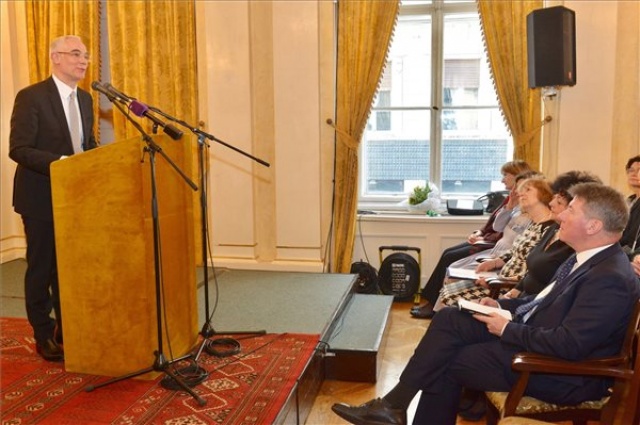 Prőhle Gergely, a Petőfi Irodalmi Múzeum új főigazgatója
