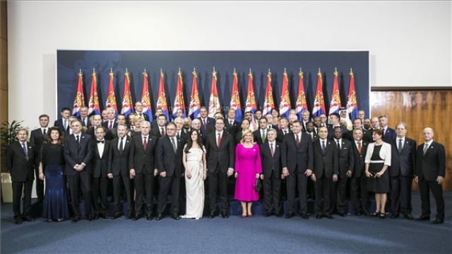 Aleksandar Vucic szerb államfő beiktatása