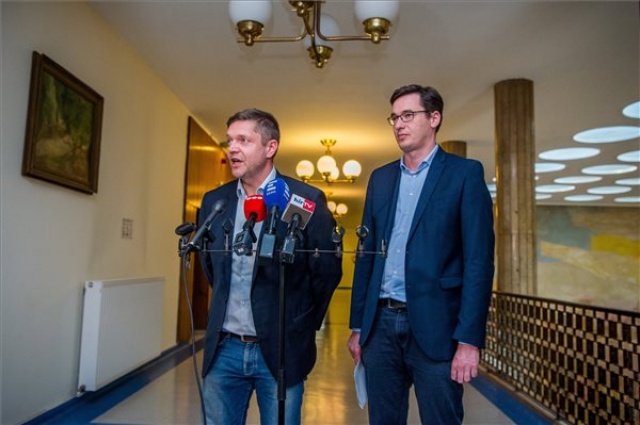 Ellenzéki egyeztetés az Országgyűlés Irodaházában 