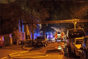 Kigyulladt egy raktérépület Kelenföldön