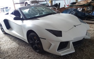Lamborghini Aventador replika Pontiac GTO alapokon