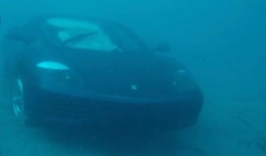 Elsüllyedt Ferrari 360 Modena
