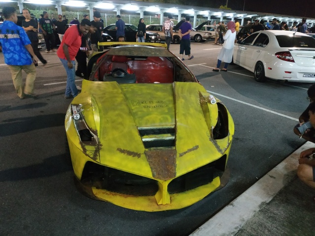Ferrari LaFerrari replika
