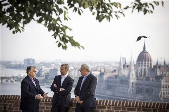 Orbán Viktor fogadta az UEFA elnökét