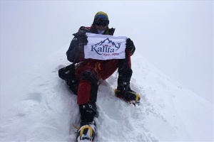 Varga Csaba felért a 8080 méteres Hidden Peak csúcsára
