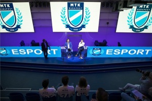 Átadták az MTK Esport Arénát az Új Hidegkuti Nándor Stadionban 