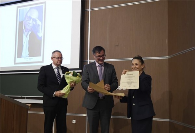 Demján Sándorról neveztek el előadótermet a BGE-n 
