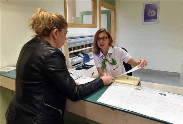 Megkezdte a Magyar Posta a Magyar Állampapír Plusz nyomdai változatának értékesítését