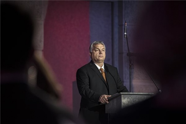 Orbán Viktor a bársonyos forradalom 30. évfordulójának alkalmából rendezett megemlékezésen Prágában 