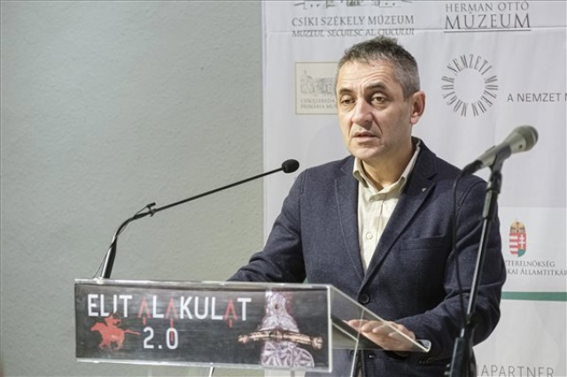 A honfoglalás korának temetőiről nyílt tárlat a Csíki Székely Múzeumban