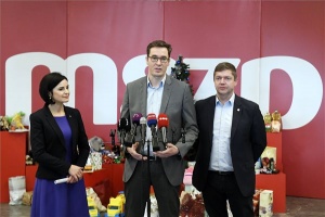 Kunhalmi Ágnes, Tóth Bertalan és Karácsony Gergely közös sajtótájékoztatója