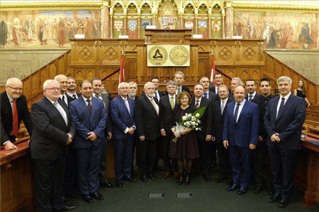 Átadták a 2019-es Gábor Dénes-díjakat 