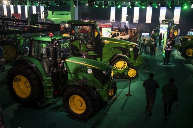 Megnyílt az 38. AGROmashEXPO és 10. AgrárgépShow