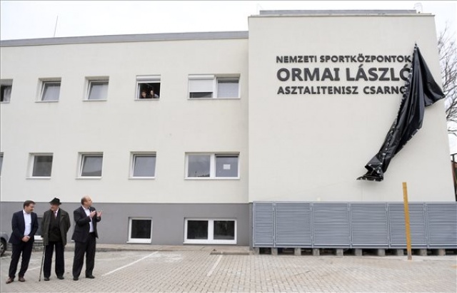 Újra Ormai László nevét viseli a Marczibányi téri asztalitenisz-csarnok