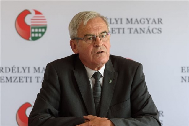 Tőkés László és Sándor Krisztina sajtótájékoztatója Kolozsváron 