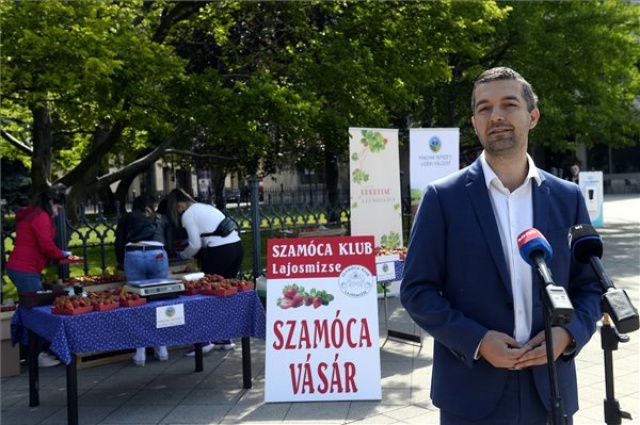 A hazai földiepret népszerűsítették a Dunakorzón 