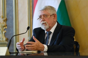 Kásler Miklós sajtótájékoztatója a tanévkezdésről